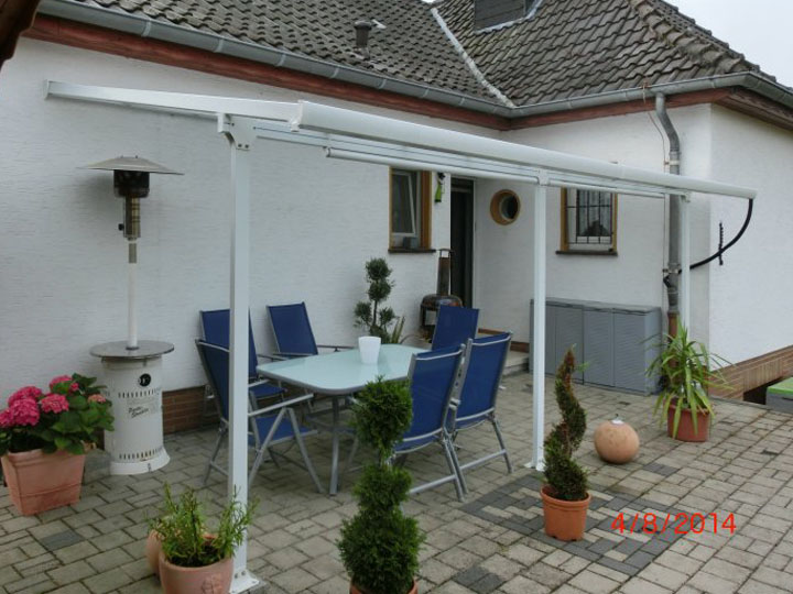 Palram Aluminium Terrassenueberdachung und Carport weiss