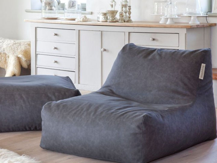 Pushbag Sitzsack und Sitzliege Chair in grau