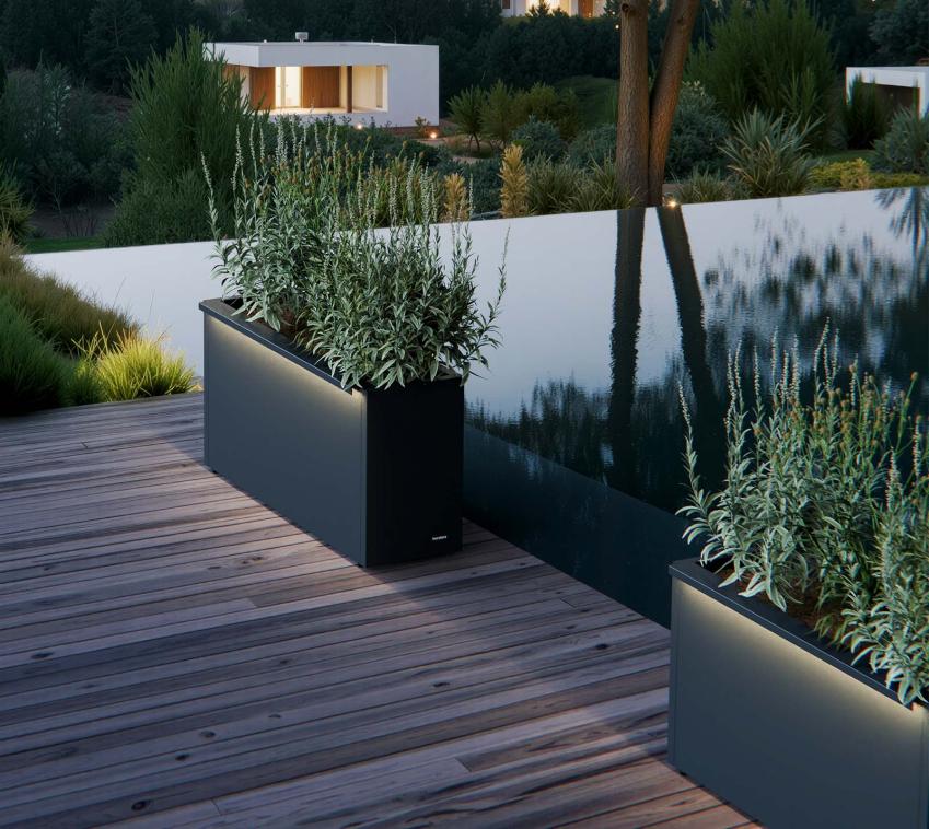 Herstera Garden Cube 30 M Plus | hoher Pflanzkübel rechteckig | mit LED | 150 L 