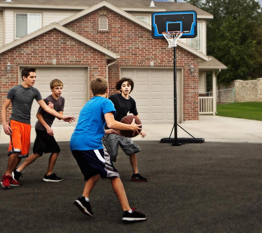 B-Ware, Lifetime Portable Basketballanlage Clevela 