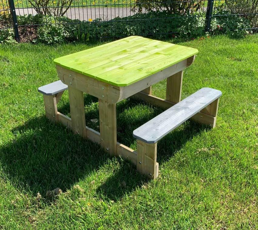 Wendi Toys Holz Kindersitzgruppe & Matschtisch Esel | Natur Grün | 80x100x53 cm 