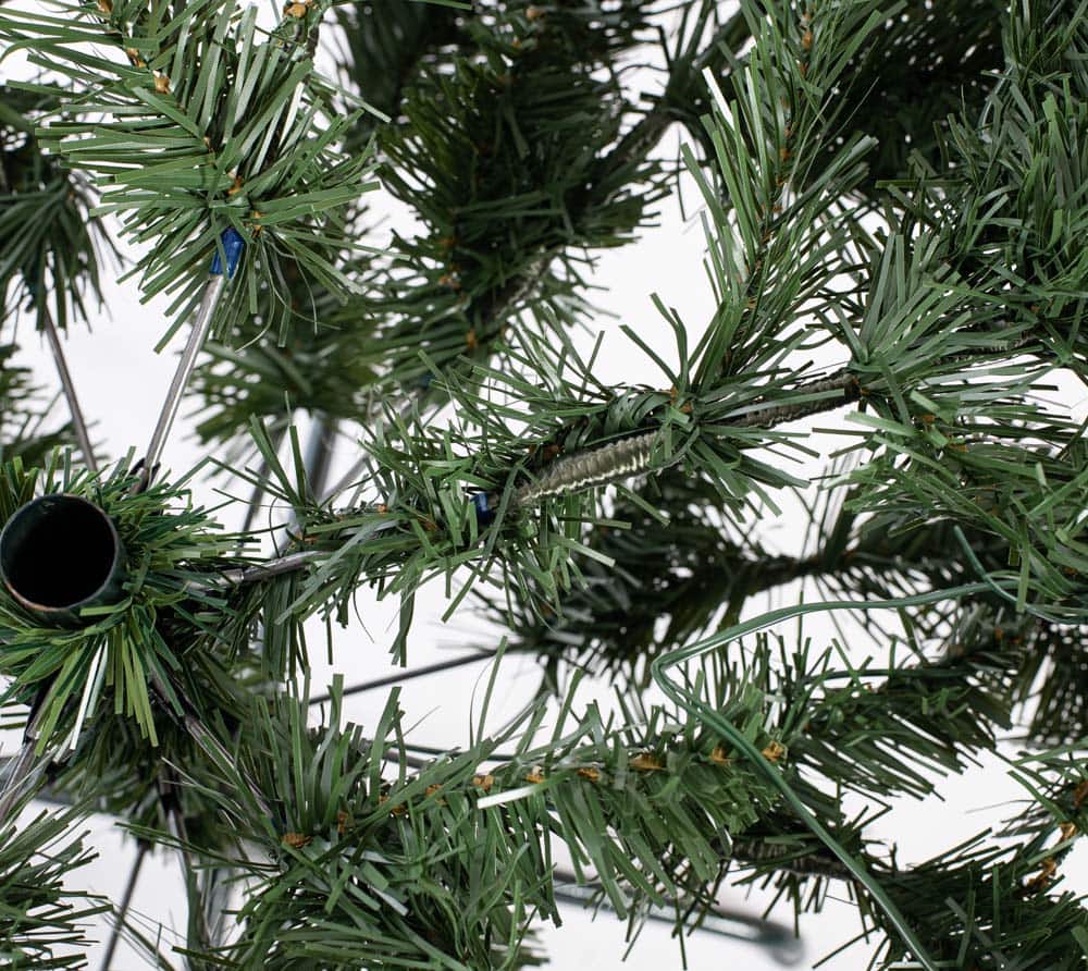 Evergreen Künstlicher Weihnachtsbaum Oxford Kiefer | Inkl. LEDs | Grün
