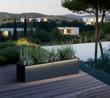 Herstera Garden Cube 50 M Plus | Outdoor Pflanzkübel mit LED | 2er-Set | je 250 L 