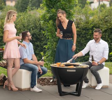 Westmann Stahl Feuerstelle inkl. Edelstahl Grillplatte | Schwarz | 81x81x62 cm 